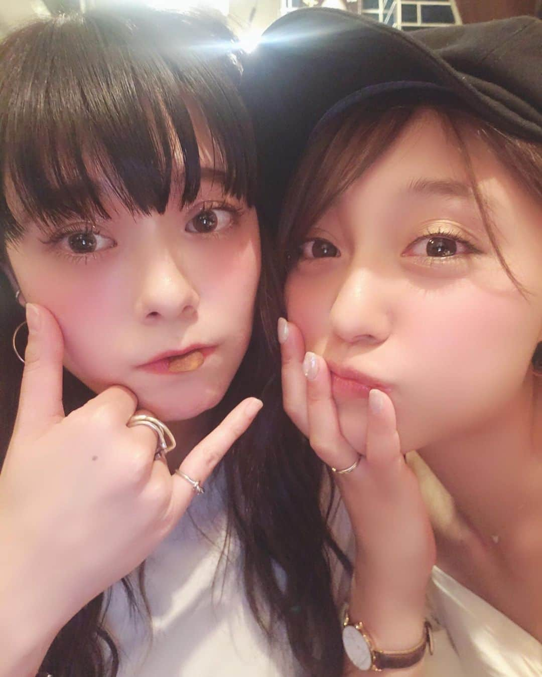 堤ゆきみさんのインスタグラム写真 - (堤ゆきみInstagram)「昨日作業してたら杏奈がたまたま通りかかったぞ〜かわいすぎ〜写真は昔の🥺」8月5日 12時49分 - yukimi_tsutsumi