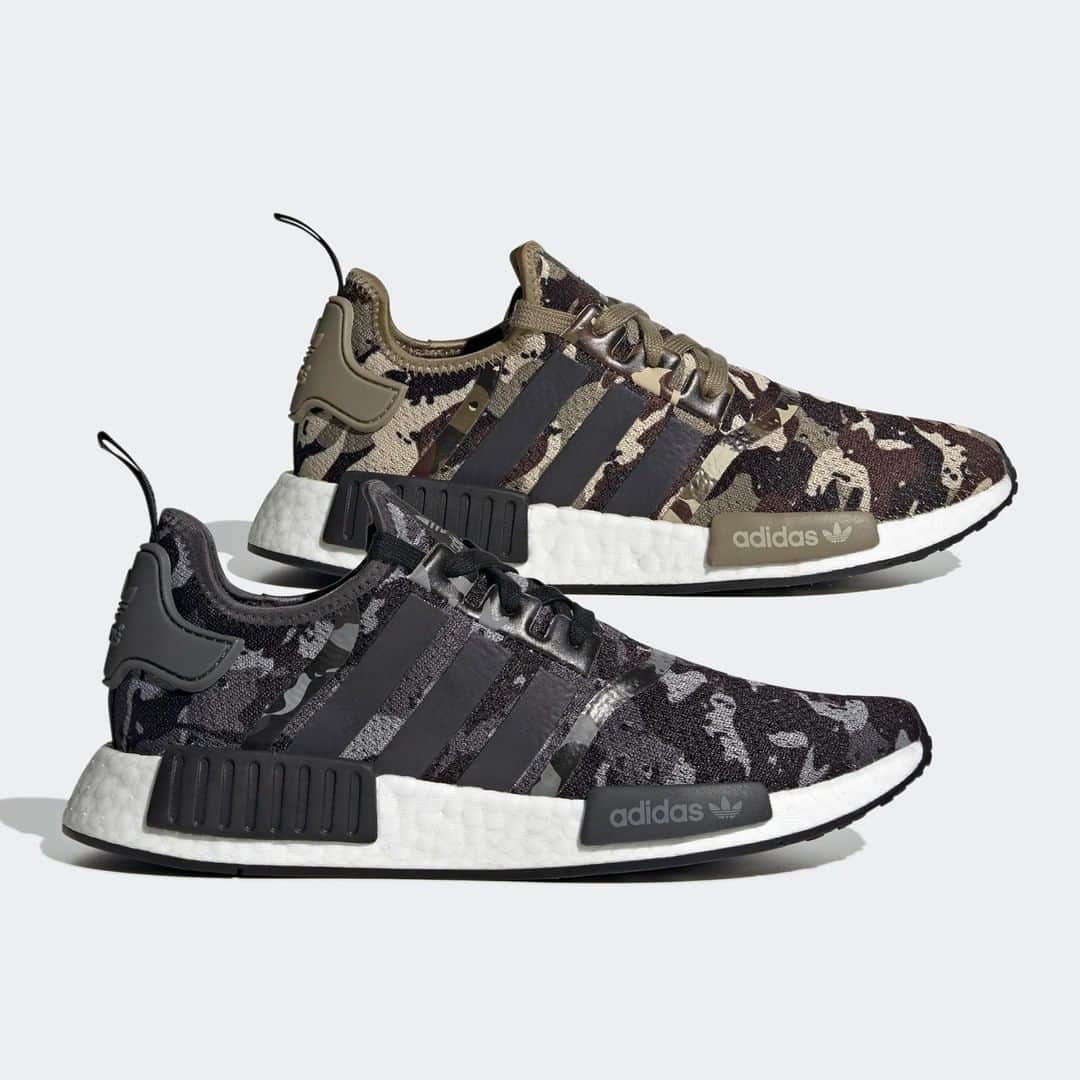 Sneaker Newsさんのインスタグラム写真 - (Sneaker NewsInstagram)「Camouflage patterns arrive on the adidas NMD R1 in two styles. Are you going with the night camo or the olive camo? Link in bio for full details; these drop on August 7th.」8月5日 13時01分 - sneakernews