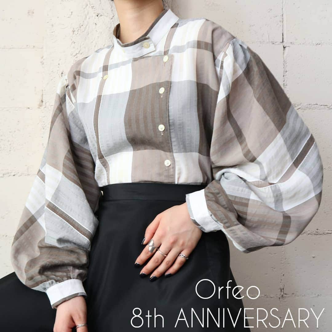 吉祥寺 古着屋 Orfeoのインスタグラム：「Orfeoは本日、８周年を迎えることができました。 たくさんのお客様との出会いに支えられて、ここまで続けられたことに心より感謝いたします。  これからも店頭でもONLINE SHOPでも皆さまに楽しんでいただけるようスタッフ一同励んで参りますので引き続きOrfeoを宜しくお願いいたします！  #orfeo #kichijoji #tokyo #vintage #used #fashion #coordinate #outfit  お問い合わせはインスタグラムのプロフィール掲載のメールアドレスにお願いいたします。コメント、DMでのお問い合わせは受け付けておりませんのでご了承ください。 新型コロナウィルス感染拡大防止策を徹底した上で営業をしております。マスクの着用、入店時にアルコールでの消毒をお願いいたします。」