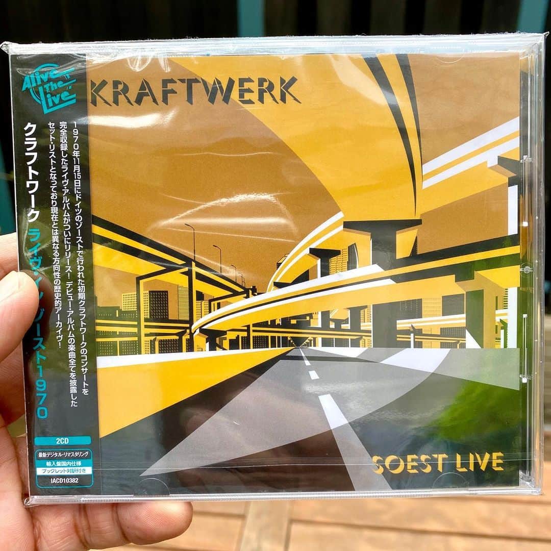 江口寿史のインスタグラム：「何のインフォメーションもなく突然出た超初期のライブ盤。こりは買うわな。」