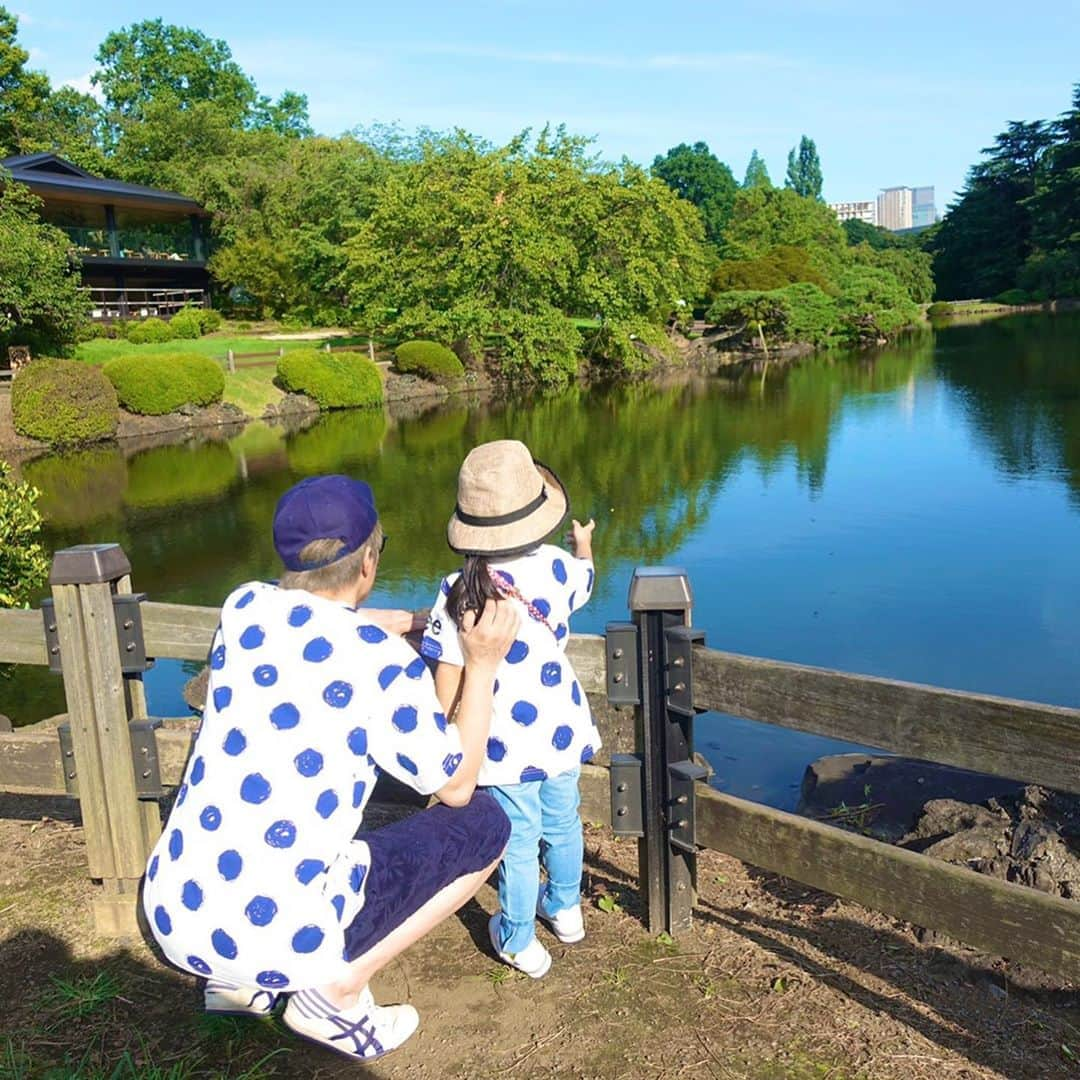 田村淳さんのインスタグラム写真 - (田村淳Instagram)「パパここの水抜かないの？ 今日はお休みだから抜かないよ… カメさん取って欲しい… 今日はお休みだから取らないよ…  娘からのピュアなお願いに負けて、立ち入り禁止じゃなかったら入る所だったよw」8月5日 15時03分 - atsushilb