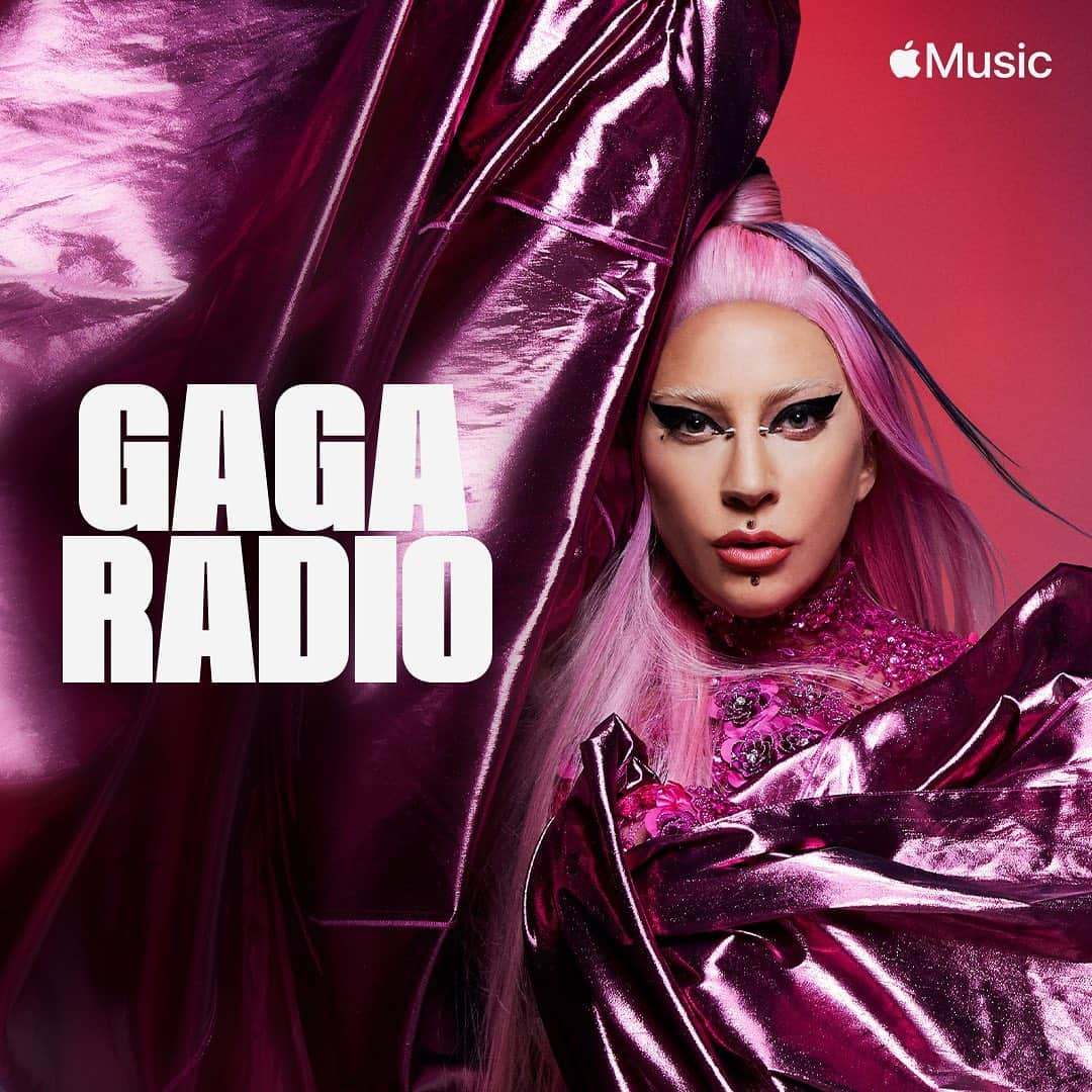 レディー・ガガさんのインスタグラム写真 - (レディー・ガガInstagram)「Introducing #GAGARADIO on @applemusic, every Friday this month ⚔️💓 Tune in at 11am PT and listen to me and my #Chromatica collaborators talk about the inspirations, making the record & more! ‬The shows are set to exclusive DJ mixes from @BloodPop, @burnsmusic, @Vitaclub, and @Tchami!」8月6日 2時00分 - ladygaga