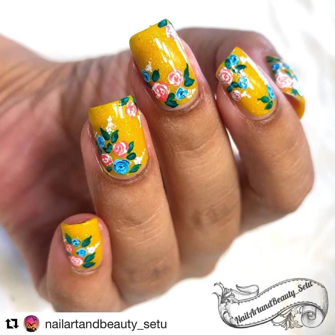 Nail Designsさんのインスタグラム写真 - (Nail DesignsInstagram)「#Repost @nailartandbeauty_setu  . #friendshipdaynails #picturepolishpooh #nailitmag #freehandnailart #freehandnailartist #nailpro #nailart #nailblogger #naildesigns #nailartpromote #wownails #nailsofinstagram #nailswag #manicure #manicure_ideas #nailitmag #nailitdaily #nailpromote #nailartswag #nailsofig #nailstagram #nailartfeature #dailynailart #nag_repost #nailfashion #nailsmagazine #cuteynails01 #nailsmagazine #fhnailart  #springnails」8月6日 0時52分 - nailartfeature