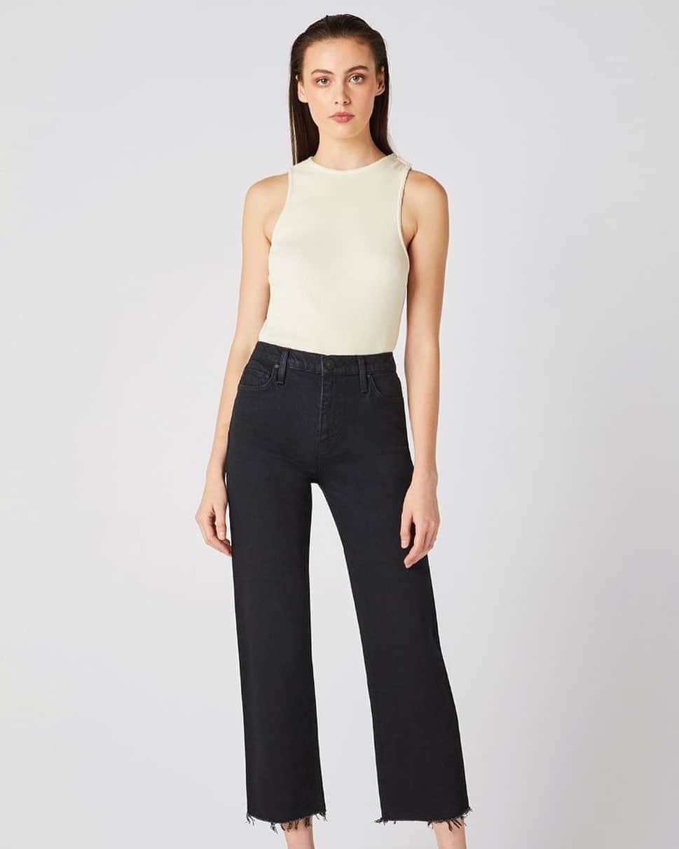 ハドソンのインスタグラム：「Category is: denim with a touch of stretch to keep you comfortable all day long.」