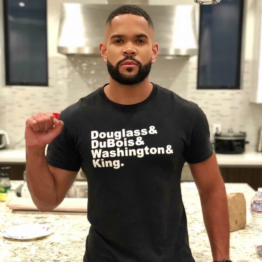 ディジョン・タルトンのインスタグラム：「The Fight Continues...」