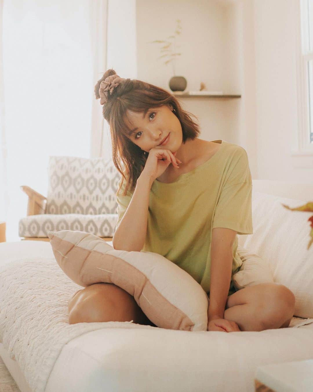 W E Y L I Eのインスタグラム：「Series IV is live on our site! @shopwomn. Comfy pieces you can lounge in at home or transition to wearing outside with some denims or biker shorts. This pear green color is so fresh & my new fave🍐 See more styles on our website! womn.co」