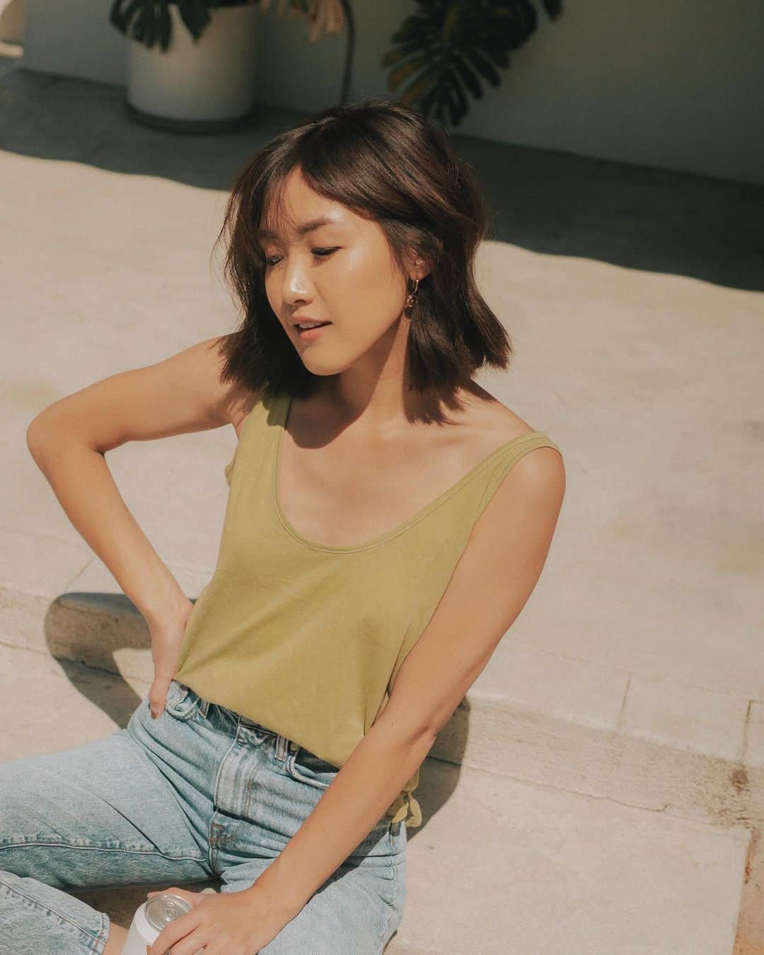 W E Y L I Eさんのインスタグラム写真 - (W E Y L I EInstagram)「Series IV is live on our site! @shopwomn. Comfy pieces you can lounge in at home or transition to wearing outside with some denims or biker shorts. This pear green color is so fresh & my new fave🍐 See more styles on our website! womn.co」8月6日 1時38分 - weylie