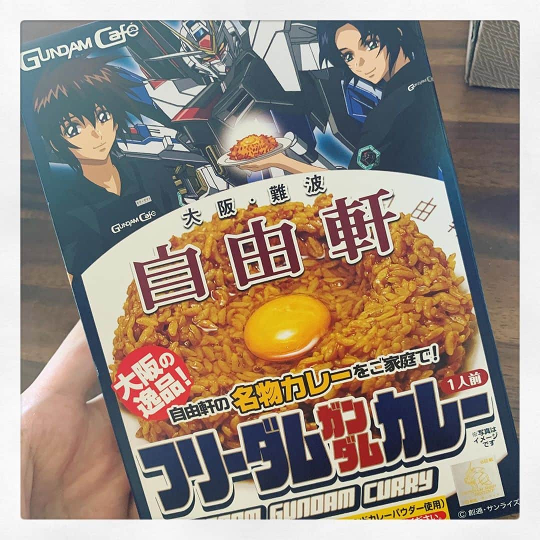 加賀楓さんのインスタグラム写真 - (加賀楓Instagram)「フリーダムガンダムカレー！？  ご飯って美味しそうに撮るの 難しいですね。  #加賀楓 #morningmusume20 #モーニング娘20 #helloproject #ガンダム #ガンダムseed #カレー」8月5日 17時01分 - kaede_kaga.official