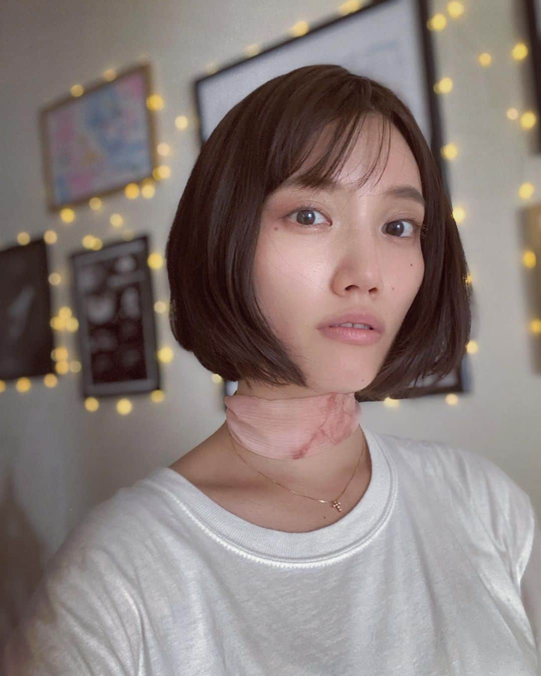 小松舞のインスタグラム：「#ボブスタイル ここ数年、夏はボブ  #bobstyle #momhair」