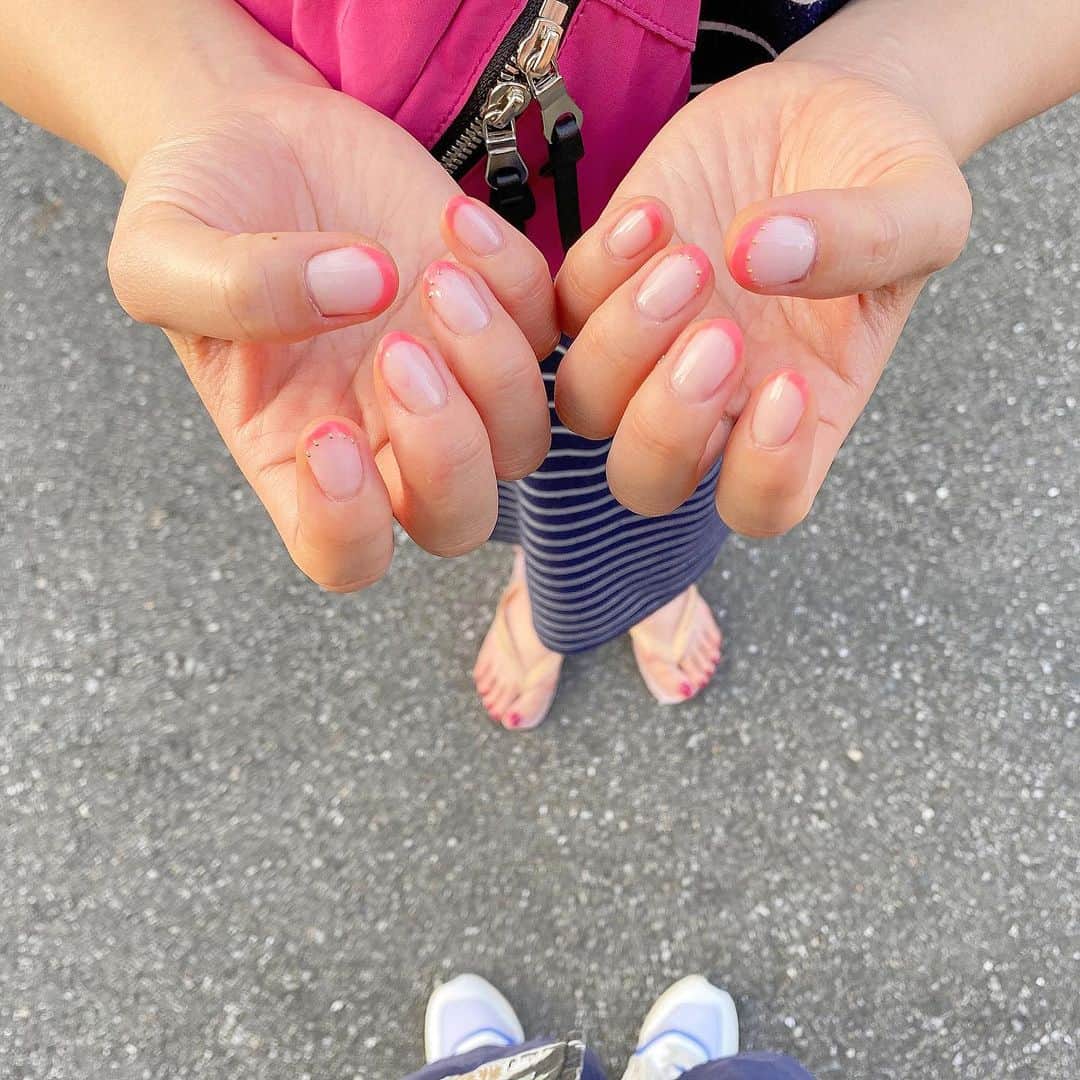 Kana Kobayashiさんのインスタグラム写真 - (Kana KobayashiInstagram)「#mynails #フレンチネイル #夏色 #散歩 #ネイル」8月5日 17時32分 - anela_kana