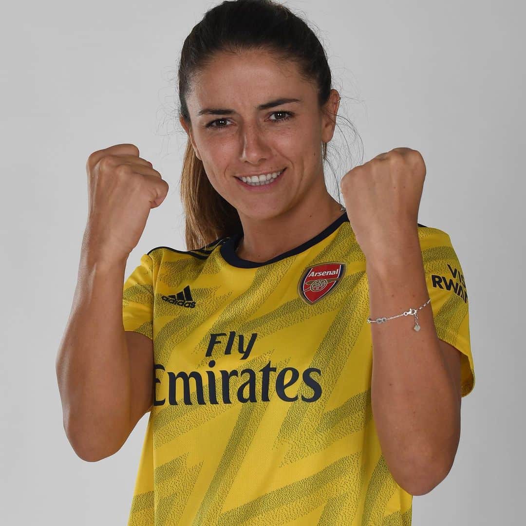Arsenal Ladiesさんのインスタグラム写真 - (Arsenal LadiesInstagram)「Happy birthday, @daniellevddonk! 🥳」8月5日 17時50分 - arsenalwfc