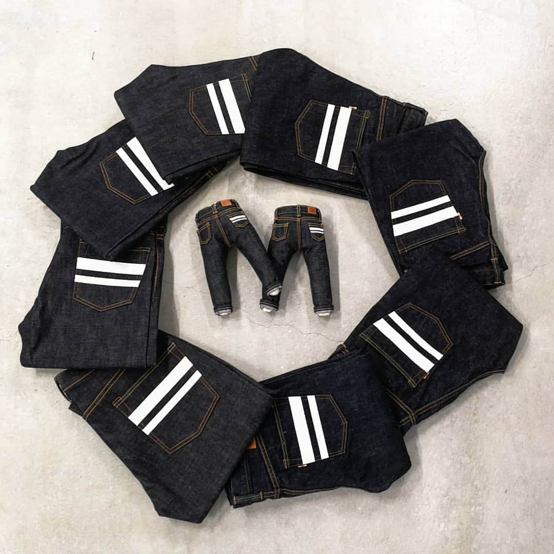 momotarojeansのインスタグラム：「GTB Stripes forum.  Connect to friends around the world😊  เชื่อมต่อกับเพื่อน ๆ ทั่วโลก  Terhubung dengan teman di seluruh dunia」