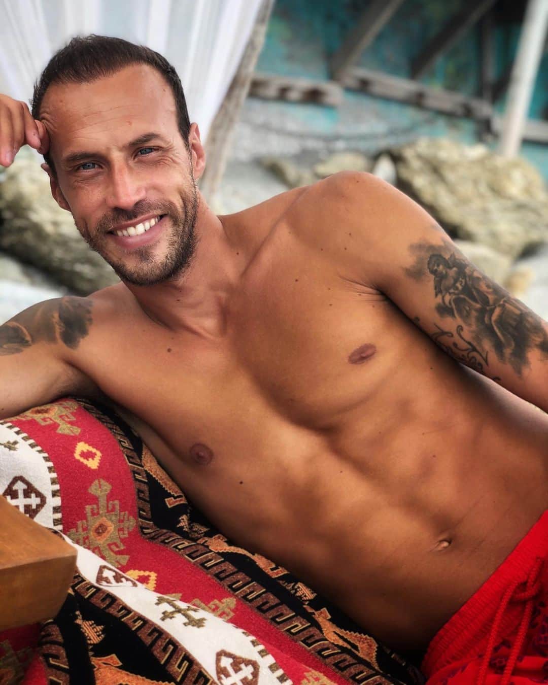 バンゲリス・モラスのインスタグラム：「My summer 🌞🌞 just smile  #smile #summer #relax #vacation #holidays」
