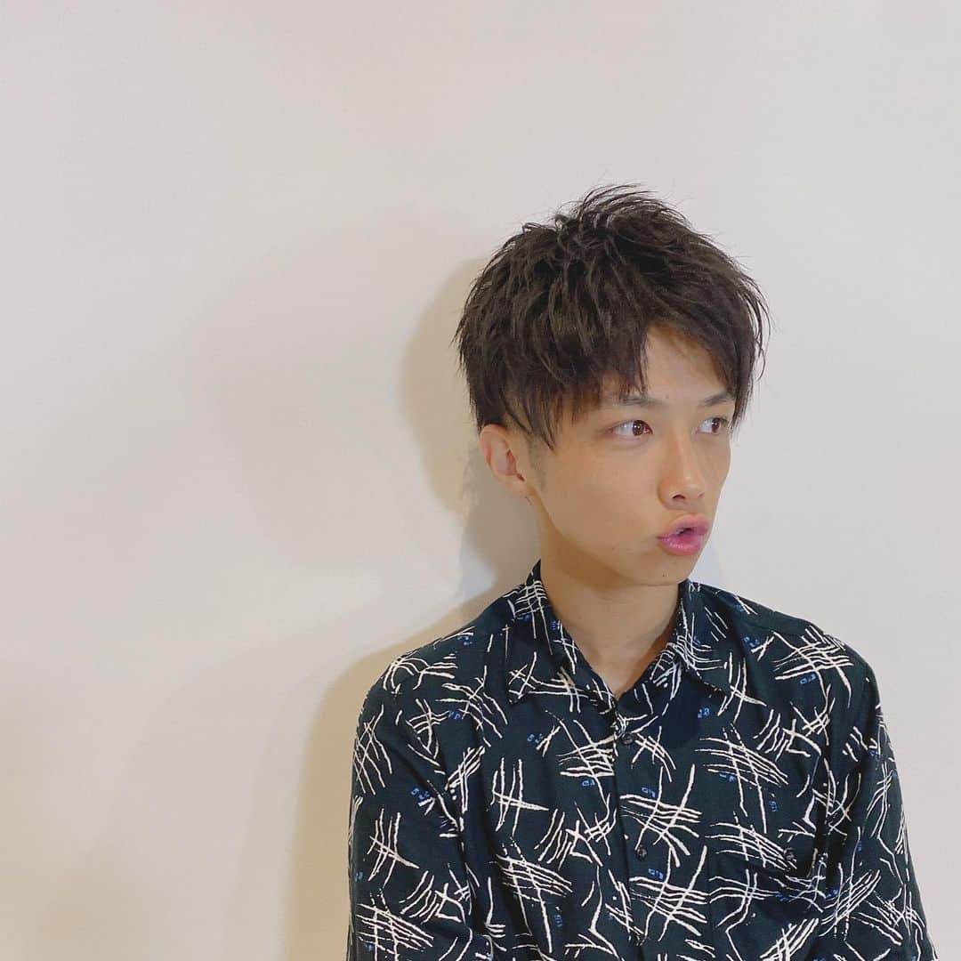 若槇太志郎さんのインスタグラム写真 - (若槇太志郎Instagram)「. 髪の毛切ったんだよね！ いい感じ😊🙆🏿‍♂️ いいでしょう〜☺️」8月5日 20時24分 - taishiro.wakamaki.official