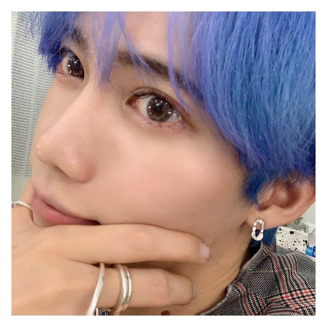 志村禎雄さんのインスタグラム写真 - (志村禎雄Instagram)「ありゃ。チラ見え🙈💭　@s.dcloset__」8月5日 20時41分 - s.dao_