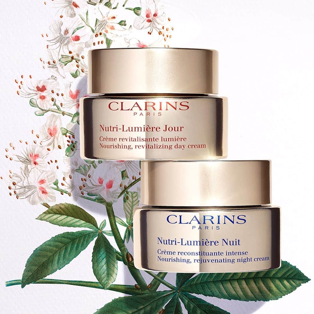 Clarins Australiaさんのインスタグラム写真 - (Clarins AustraliaInstagram)「Originating from the Balkans, the horse chestnut tree was known in ancient times for its medicinal properties 🌳 In the 19th century, a French doctor revealed its benefits in treating circulatory problems!   Since then, horse chestnut has been recognised for its draining properties, which have a positive action on microcirculation 🌰 🌸   Today, it is still seen as a symbol of long life & rebirth 🌱 In our latest innovation, Nutri-Lumière has combined both the flower & the fruit of the horse chestnut to revitalise skin, allowing it to regain its full luminosity ✨  #ClarinsAus #ClarinsSkincare」8月5日 21時04分 - clarinsanz