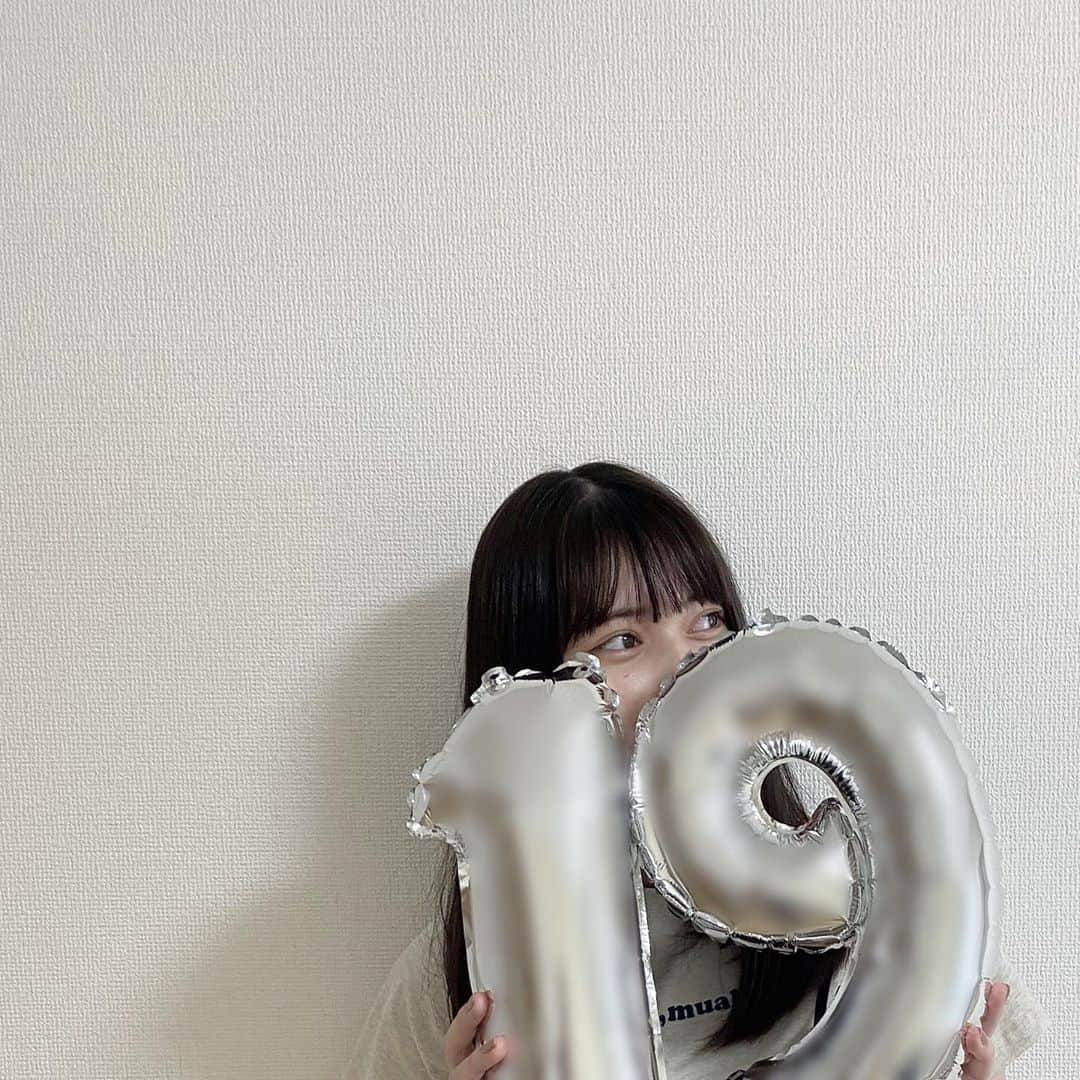 松岡花佳さんのインスタグラム写真 - (松岡花佳Instagram)「19歳になれた！ 最後の10代楽しまなきゃーーーーーーー！🥺❤️」8月5日 21時11分 - hanakamatsuoka