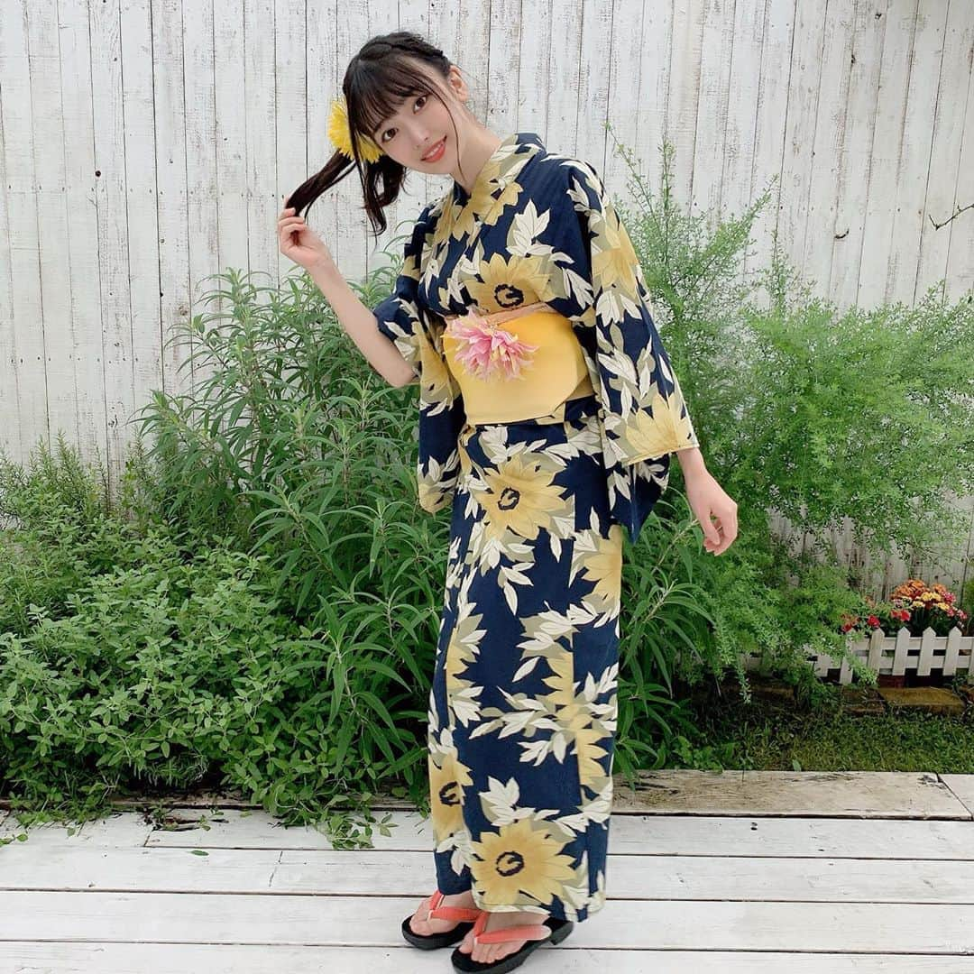 吉沢朱音さんのインスタグラム写真 - (吉沢朱音Instagram)「💛💛💛 今年の夏はお祭り全滅(？)みたいなので 撮影会で浴衣を着た時の〜🏮👘 . 花火大会にいきたい！！！ 屋台巡って、じゃがバターともちもちポテトは絶対食べて その後食い倒れツアーして 花火が上がる前に帰るやつやりたい… . . . . . #夏 #お祭りごっこ #浴衣女子 #浴衣姿  #黄色好き #夏といえば #花火大会🎆  #yukata #summerfashion #idol」8月5日 21時42分 - nesomagic72