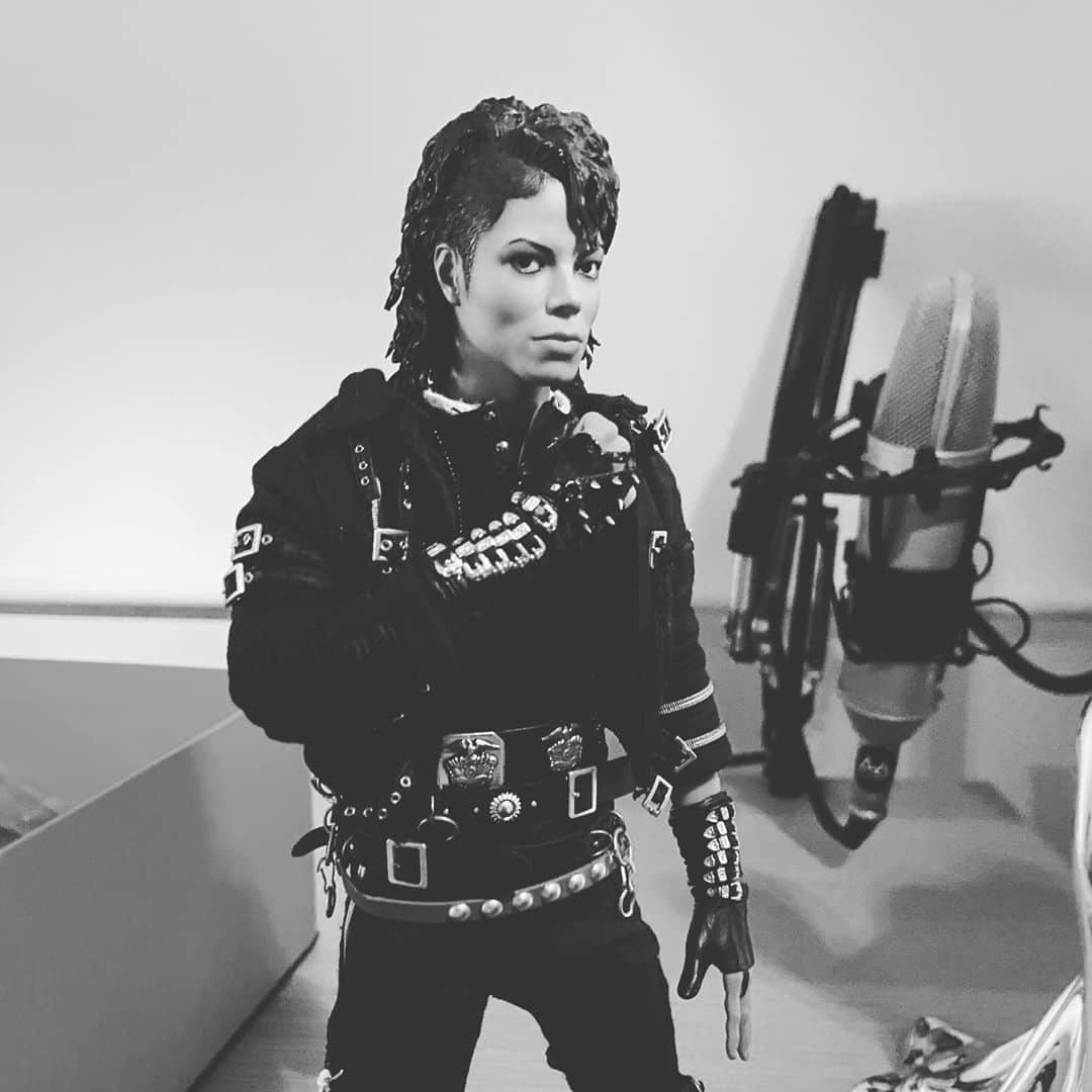 RAM RIDERのインスタグラム：「MJの全キャリアの中でBAD期が一番好き #hottoys」