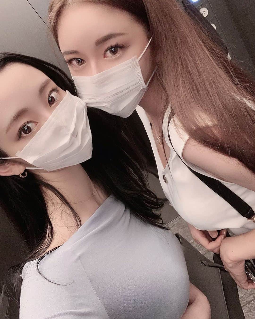 natsu_772のインスタグラム：「마스크생활 힘들다ㅠ 근데도 화이팅😭♡ . . . . #화이팅」