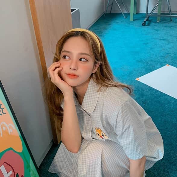 Chuuのインスタグラム：「Good night🧡」