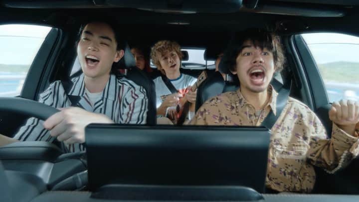 オカモトレイジのインスタグラム：「My commercial side💥 最近の俺ら!Big upシテヨネ⭐︎」