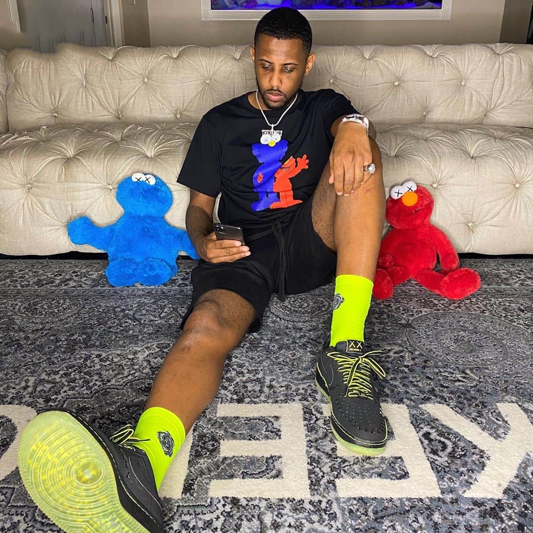 ファボラスのインスタグラム：「Calm FleXX  #AF1Kaws2008」