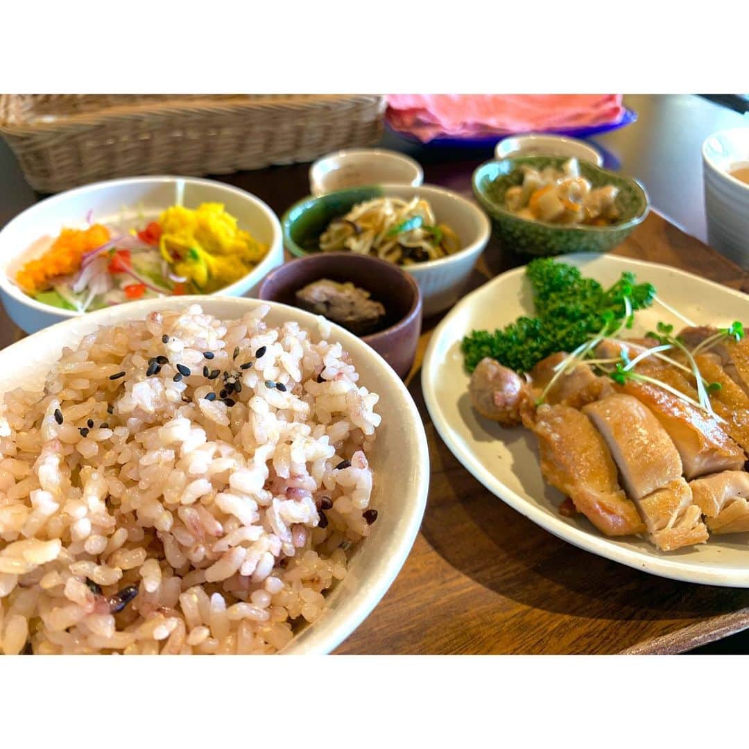 白井璃緒のグルメインスタ