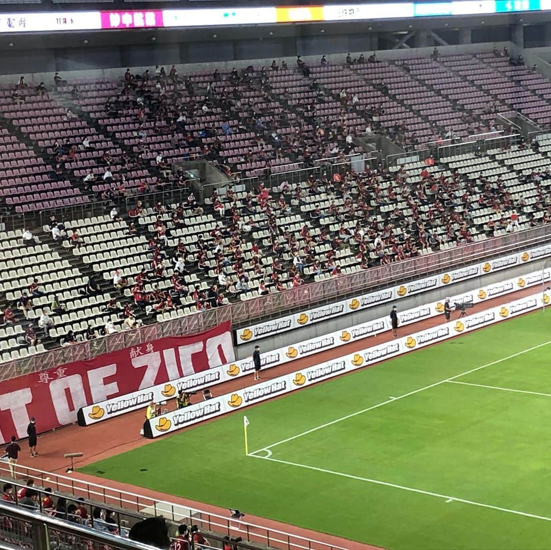 ジーコさんのインスタグラム写真 - (ジーコInstagram)「Hoje pela Copa Levain, fomos eliminados pelo Frontale perdendo de 3x2. Agora é pensar só na JLeague pois temos que reagir. É nos momentos difíceis que sabemos quem é quem. Vamos a luta.」8月6日 0時02分 - zico