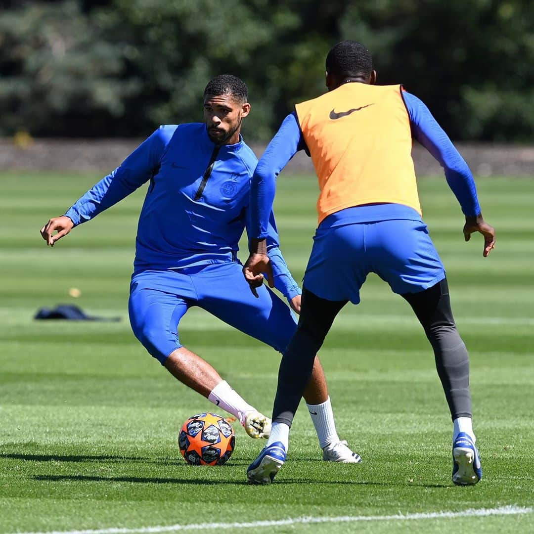 チェルシーFCさんのインスタグラム写真 - (チェルシーFCInstagram)「Back at Cobham, preparing for Bayern! 👊 #CFC #Chelsea」8月6日 0時13分 - chelseafc