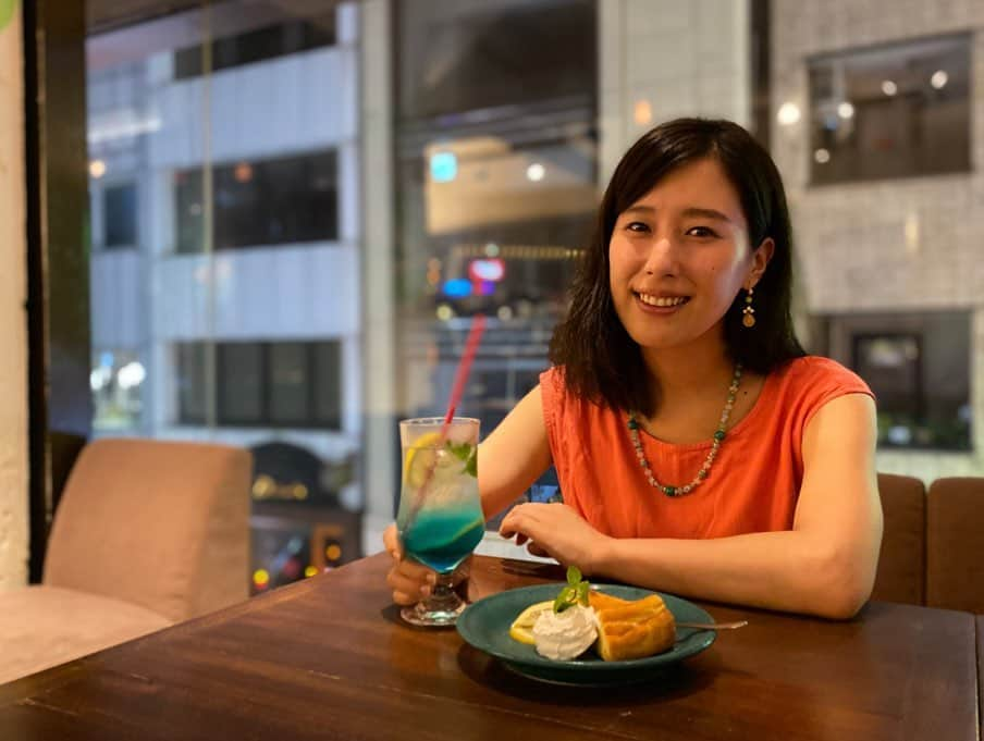 澤真希（小澤真貴子）さんのインスタグラム写真 - (澤真希（小澤真貴子）Instagram)「大好きな夏がきたー🐠☺️  事実と真実は違う、とよく思います🍉 事実を見た目のまま受け止めて揺れたり喜んだりするだけでなく、真実も想像しながら。やっぱり進んで行く夏🌻  #澤真希 #女優 #昭和女優 #オトナ女子#japaneseactress  #actress #instajapanese #japanesegirl #ポートレート #写真好きな人と繋がりたい #ポートレート好きな人と繋がりたい #ポートレート写真 #ポートレート撮影 #portrate  #photography  #ig_phos」8月6日 10時01分 - sawa.maki.official