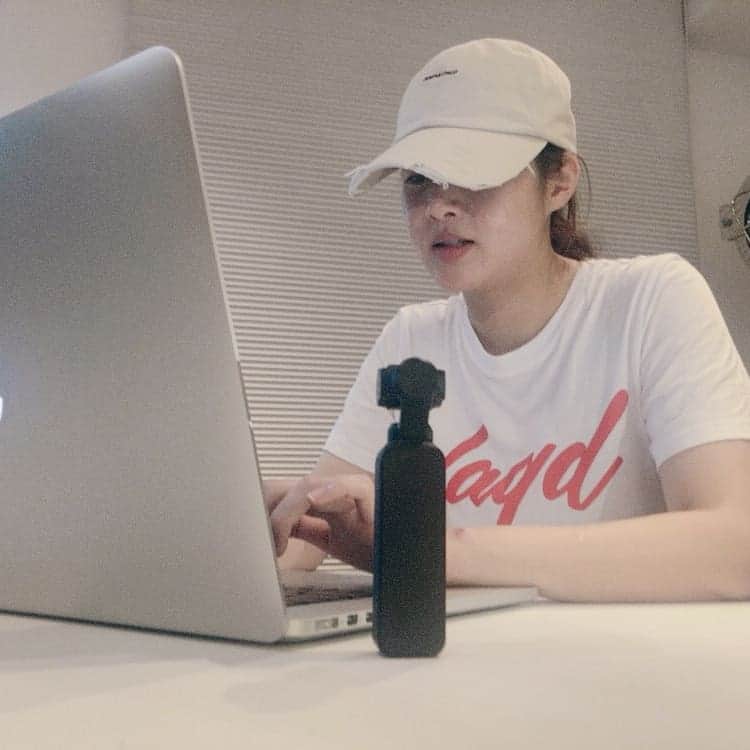 カン・ソラのインスタグラム：「Finally! You can also watch my YouTube channel in English  https://m.youtube.com/channel/UCyS8qRQ-qZLmgSsvWlVntyA」