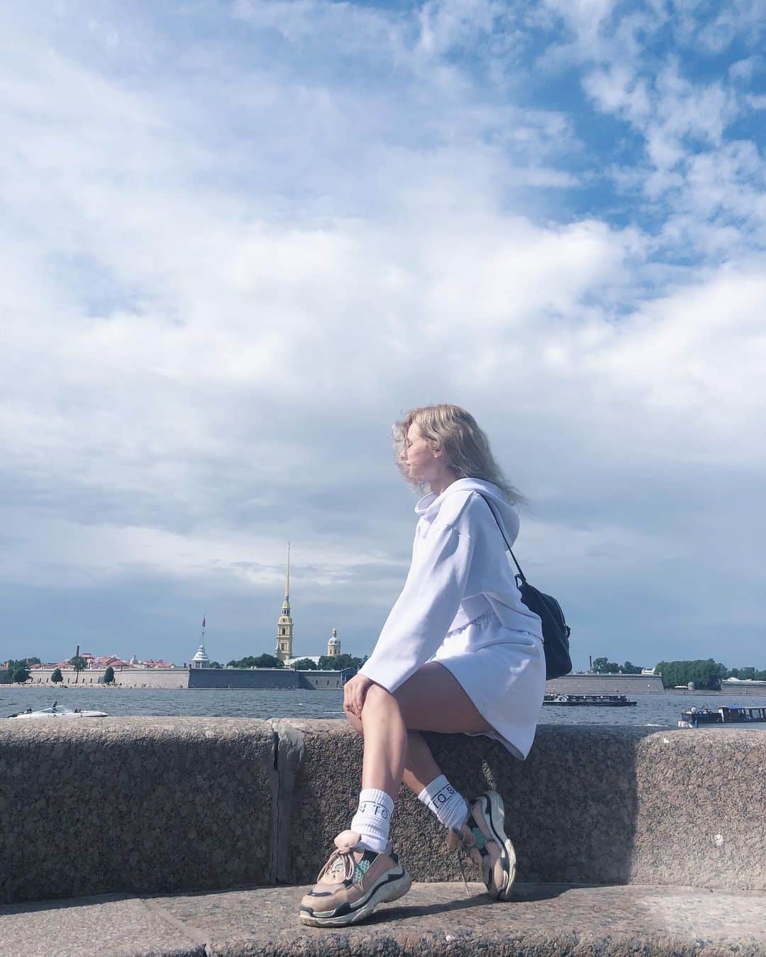 セラフィマ・サハノヴィッチさんのインスタグラム写真 - (セラフィマ・サハノヴィッチInstagram)「"Нельзя извлечь пользу из урока, который не причиняет боль. Ведь когда хочешь что-то, необходимо чем-то пожертвовать. Но те, кто найдут в себе силы преодолеть боль и усвоить урок, получат в награду сердце, волю которого невозможно сломить…" #fullmetalalchemist」8月6日 2時20分 - serafima_sakhanovich