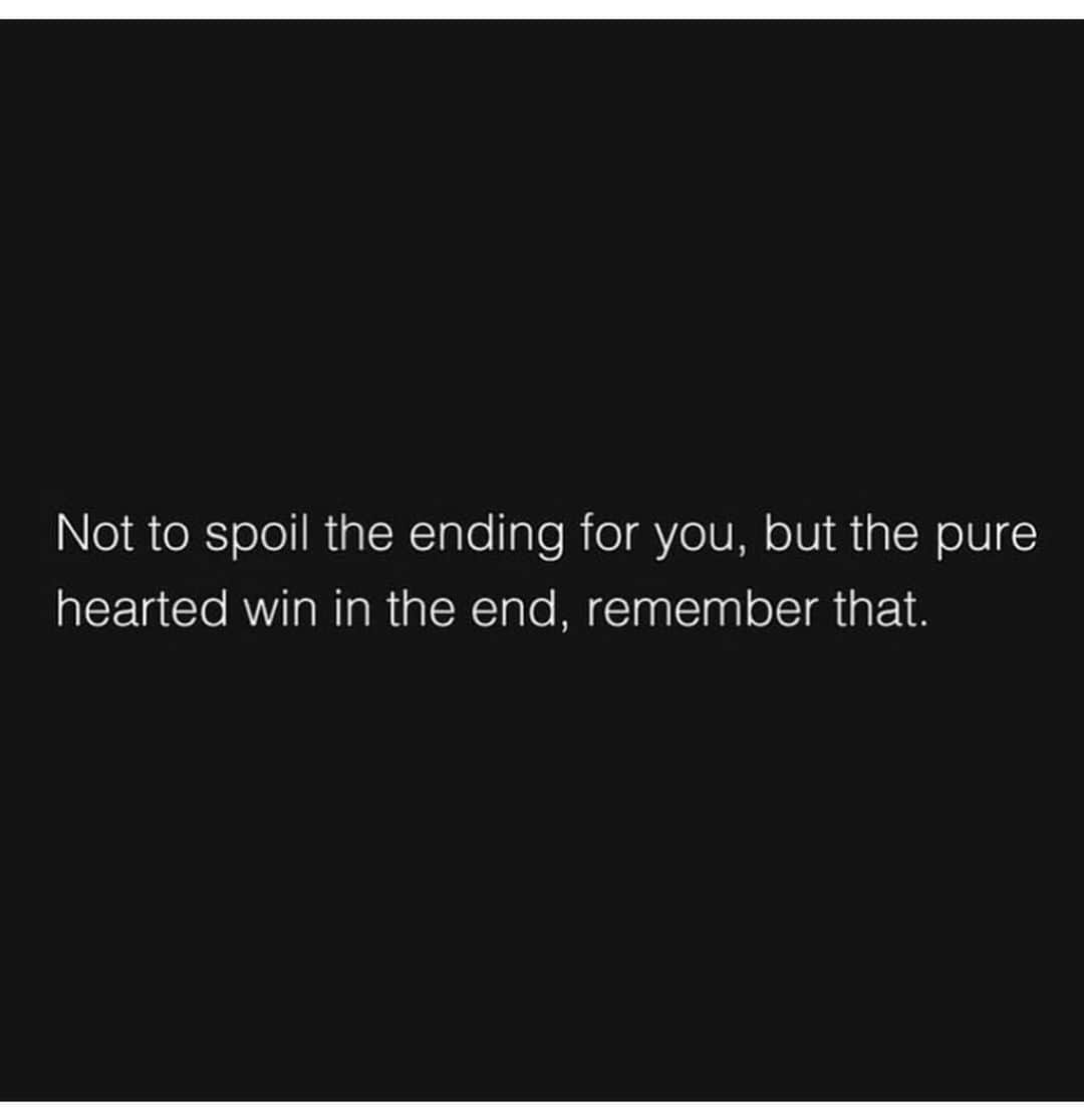 ケリー・ヒルソンのインスタグラム：「💖 I’ve fought very hard to keep my heart pure. I believe in the rewards of this virtue.」