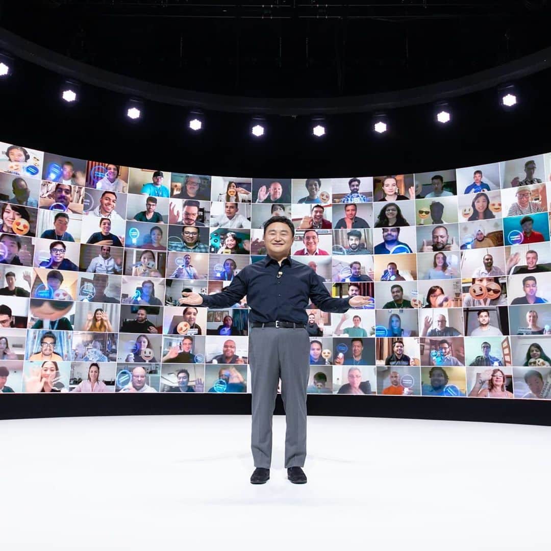 Samsung Mobileさんのインスタグラム写真 - (Samsung MobileInstagram)「Here's to all you #Samsungmembers for contributing in making this one-of-a-kind Galaxy Unpacked! It wouldn't have been the same without you all. 🙌 #SamsungEvent」8月6日 2時26分 - samsungmobile