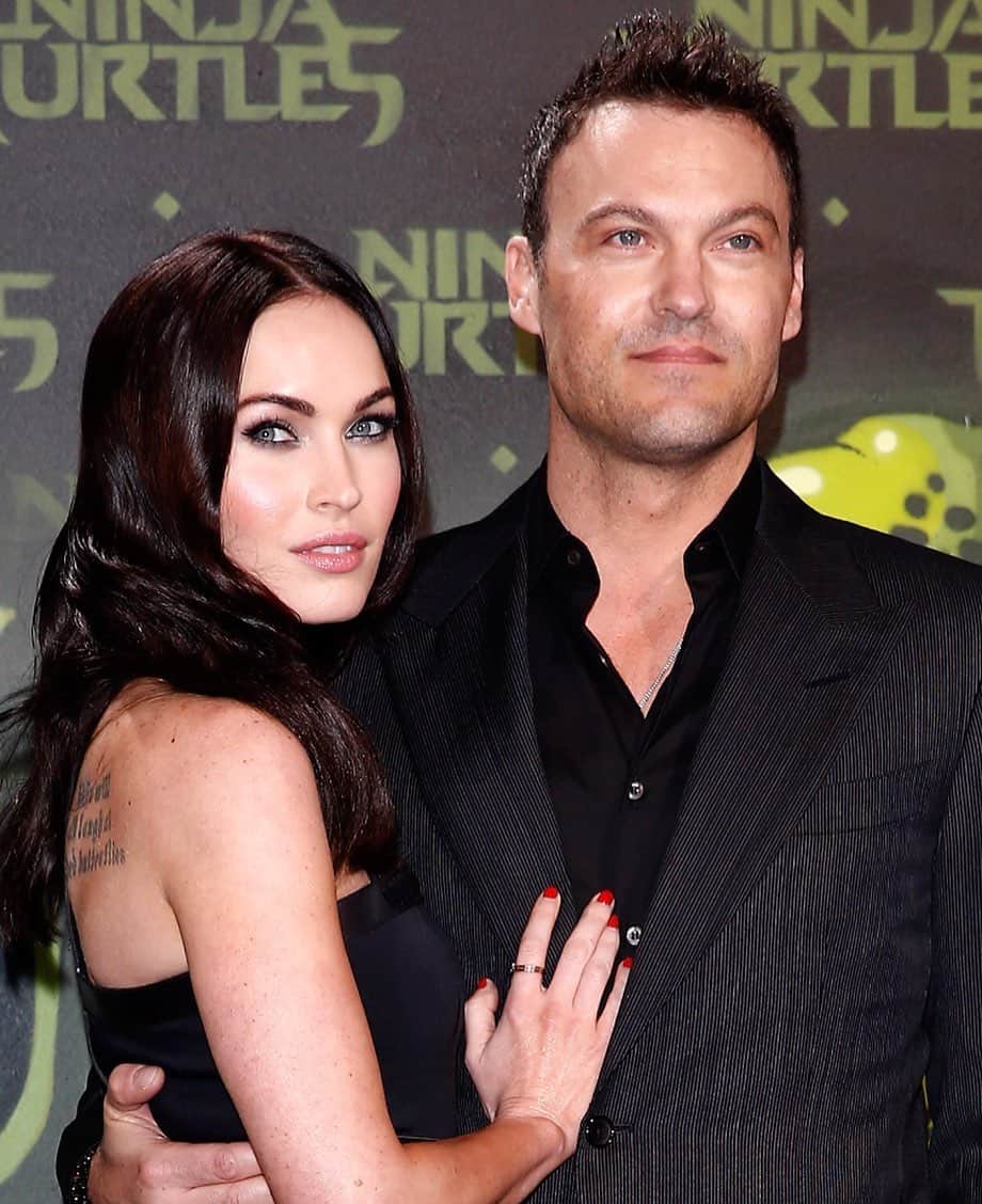 Just Jaredさんのインスタグラム写真 - (Just JaredInstagram)「The shade! Brian Austin Green copied his ex Megan Fox’s social media caption word-for-word, but the content of their posts is very different... Tap this pic in the LINK IN BIO to see! #MeganFox #BrianAustinGreen Photo: Getty」8月6日 2時56分 - justjared