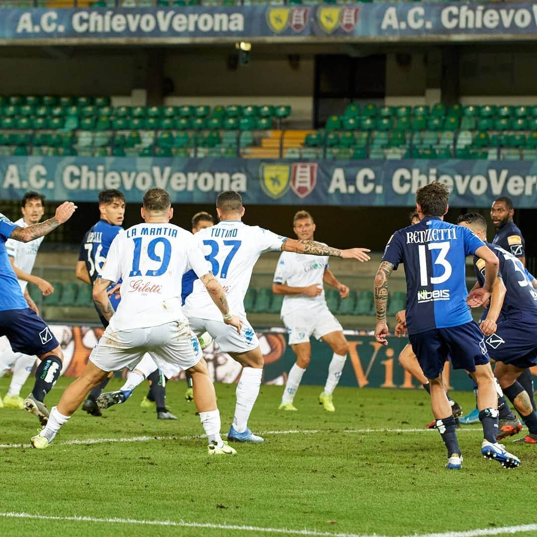 エンポリFCさんのインスタグラム写真 - (エンポリFCInstagram)「📸📸📸 #ChievoEmpoli」8月6日 3時13分 - empoli_fc_official