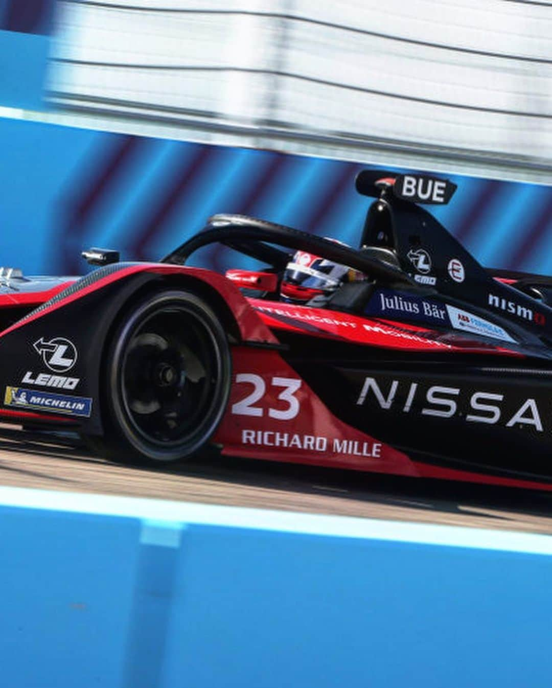 セバスチャン・ブエミさんのインスタグラム写真 - (セバスチャン・ブエミInstagram)「#BERLINEPRIX P7 for today’s first race! Back at it tomorrow ! 📸 LAT」8月6日 3時22分 - sebastien_buemi