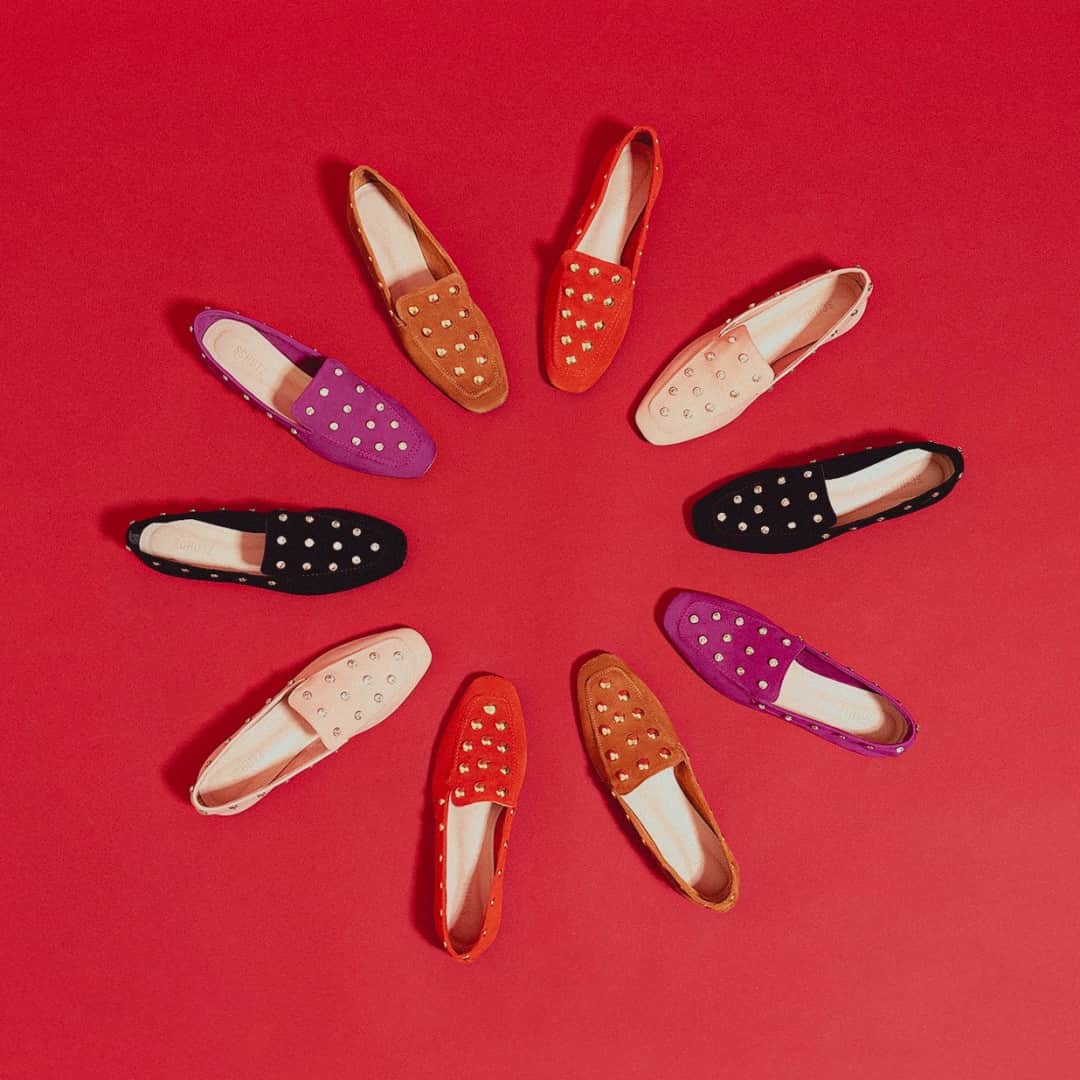 Schutzのインスタグラム：「SCHUTZ LOAFERS ALL COLORS - GET YOURS NOW ❤️」