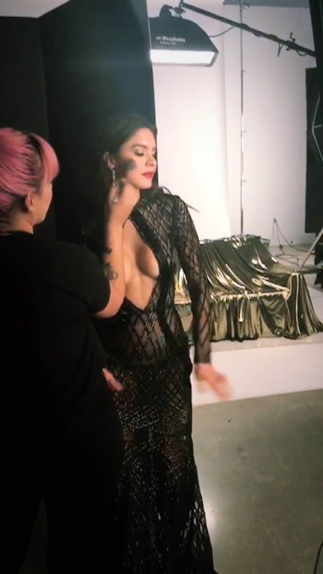 パオラ・ポーリンのインスタグラム：「The most fun is behind the scenes !💃🎥.¡La mayor diversión es detrás de cámaras!😜 #reels #blackpink #paolapaulin #dance」