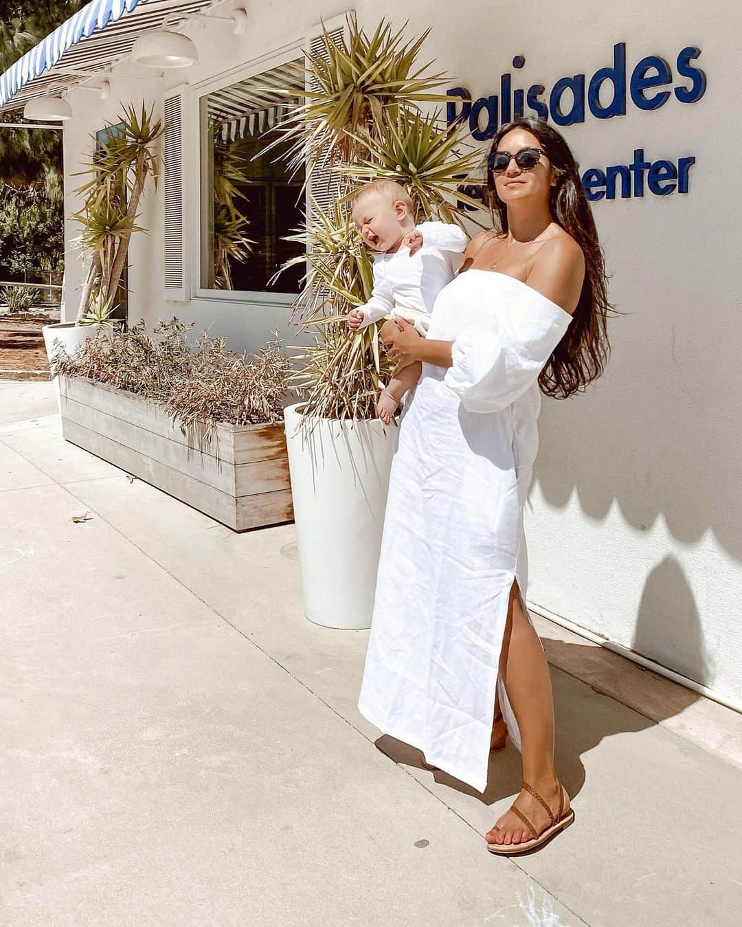 Bianca Cheah Chalmersさんのインスタグラム写真 - (Bianca Cheah ChalmersInstagram)「Parenting is hard, especially trying to be patient with little versions of impatient me 🤣   #momlife #mumlife #motherhood #parenthood #12monthsold」8月6日 5時43分 - biancamaycheah