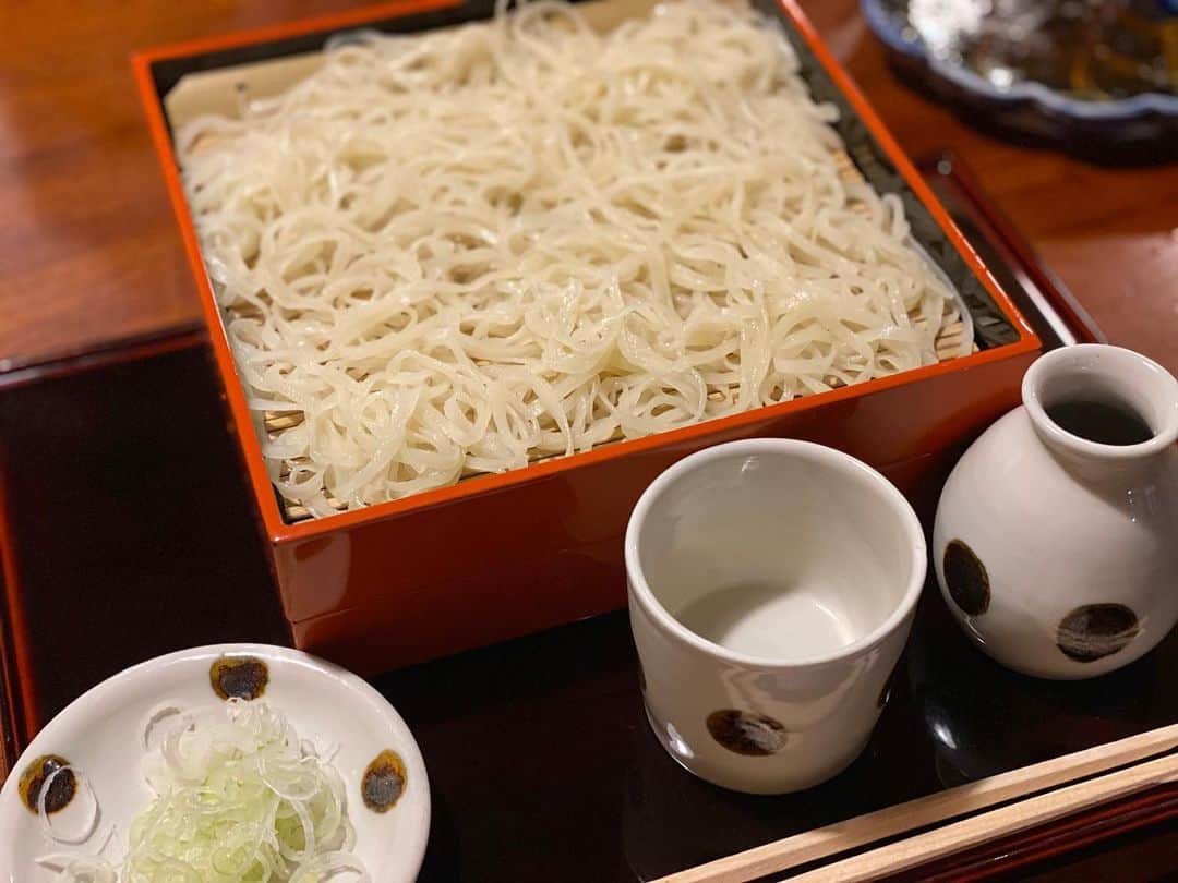 緒方友莉奈のグルメインスタ