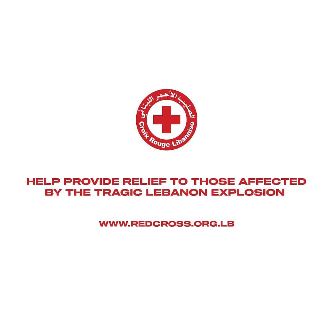 ジョー・ジョナスのインスタグラム：「Sending love to everyone affected by yesterday's explosion in Beirut. Please support or donate to the Lebanese Red Cross to help provide disaster relief. I will be doing so as well.」