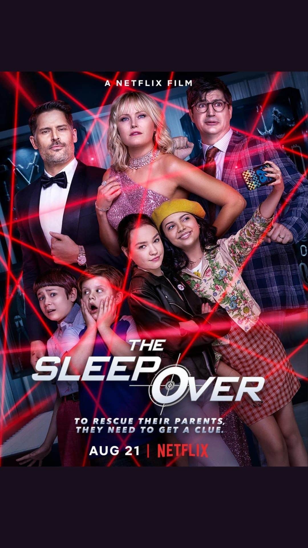 カーラ・ソウザのインスタグラム：「To rescue their parents, they must find all the clues. Solve the mystery on August 21st. @Netflix @NetflixFamily #TheSleepoverMovie」