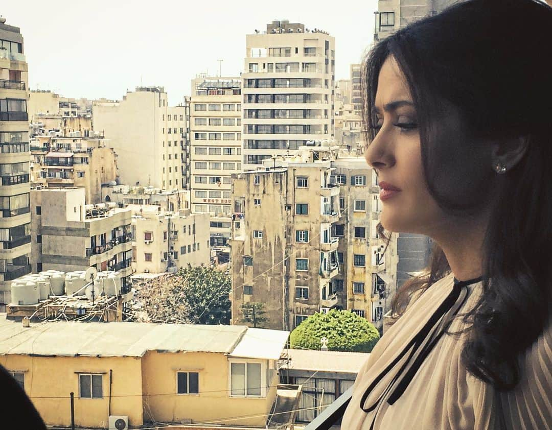 サルマ・ハエックさんのインスタグラム写真 - (サルマ・ハエックInstagram)「I 🖤 you Beirut #beirut #lebanon #tbt」8月6日 6時55分 - salmahayek