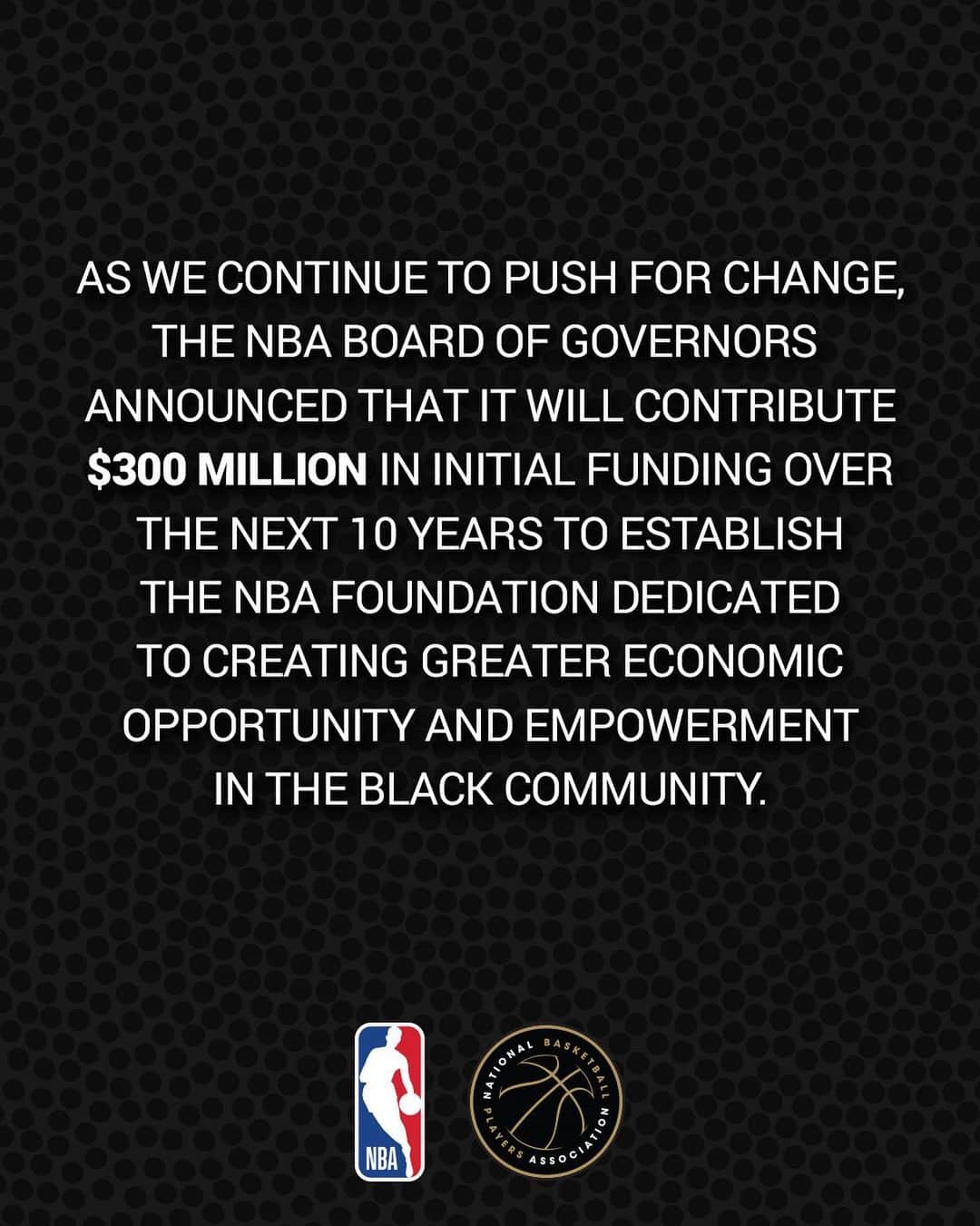 NBAさんのインスタグラム写真 - (NBAInstagram)「The NBA Foundation, launched in partnership with the @thenbpa, is committed to helping create a more equal and just society for all. Link in bio.」8月6日 7時35分 - nba