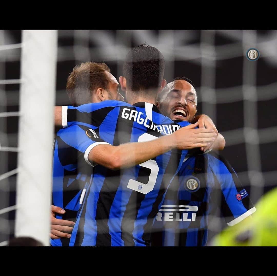 ダニーロ・ダンブロージオさんのインスタグラム写真 - (ダニーロ・ダンブロージオInstagram)「Next Level 💪🖤💙 @inter #team#winner#intergetafe @europaleague」8月6日 7時39分 - danilodambrosioreal