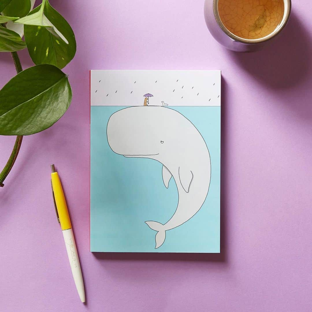 リズ・クライモさんのインスタグラム写真 - (リズ・クライモInstagram)「Having some feelings lately? HARD SAME. Why not write them down in this journal! Out next week from @chroniclebooks & oh-so cute! Click link in my bio to pre-order, more pics in my stories!」8月6日 9時01分 - lizclimo