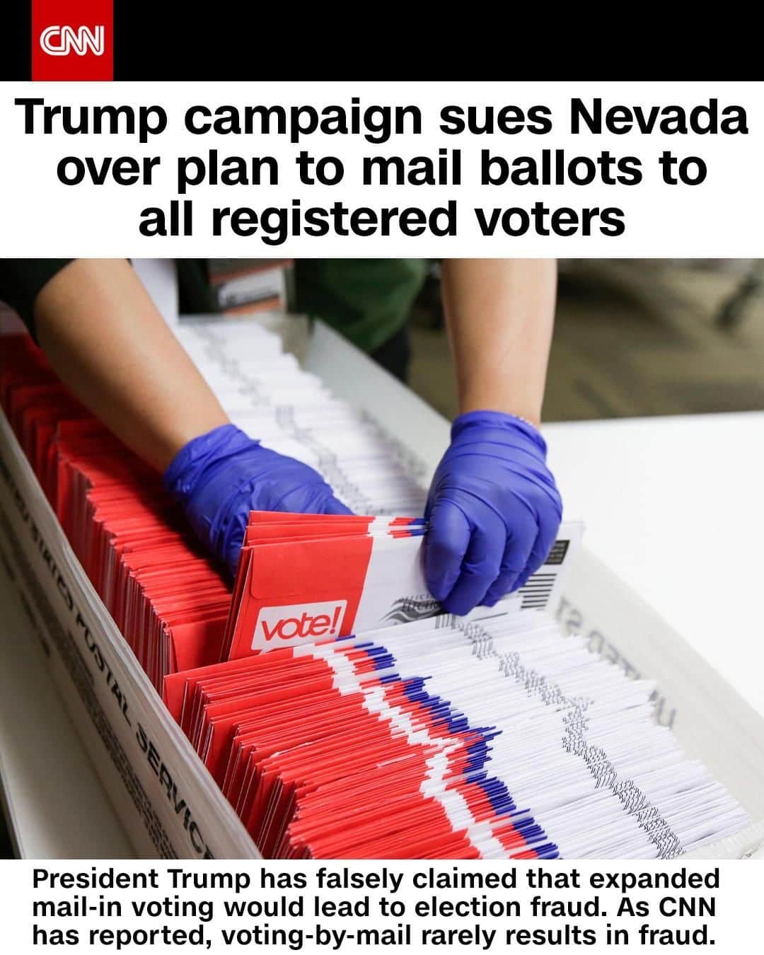 CNNさんのインスタグラム写真 - (CNNInstagram)「The Trump campaign filed a lawsuit against the state of Nevada on Tuesday over the state’s plan to send absentee ballots to all active voters for November's election. President Trump has falsely claimed that expanded mail-in voting will lead to election fraud, despite evidence that it rarely does. As the coronavirus pandemic continues to spread throughout the country, eight other jurisdictions will mail ballots to all voters in November. ⁣⁠ ⁣⁠ To learn more about mail-in voting, tap the link in our bio. ⁣⁠ (📸: Jason Redmond/AFP/Getty Images)⁣」8月6日 9時01分 - cnn