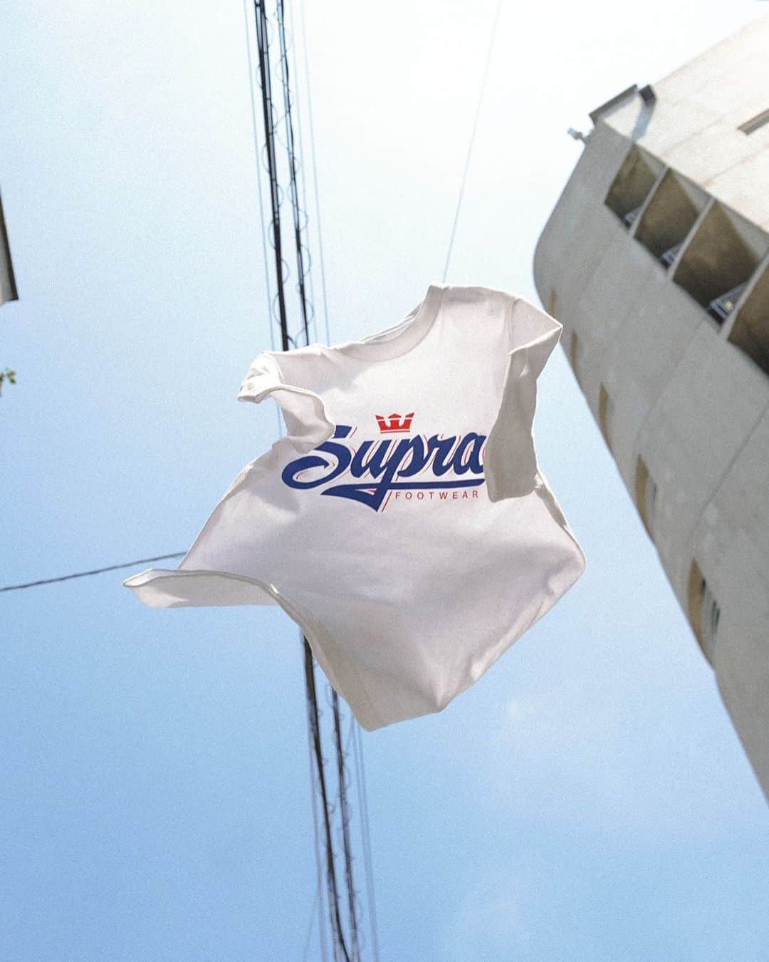 のインスタグラム：「. Re-Stock. 【SUPRA SIGNATURE S/S T-SHIRT】 . -WHITE ROYAL RED- . STORE & ONLINE . #suprafootweartokyo #t_shirts #white  #harajuku #tokyo #odaiba」